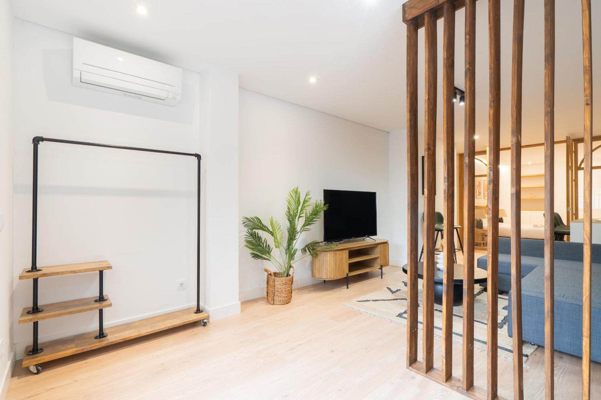 Apartamento Reformado De Lujo En Gran Via Apartment Madrid Exterior foto